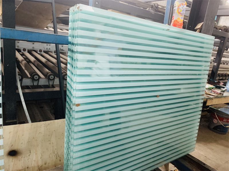 Silk-screen printing glass